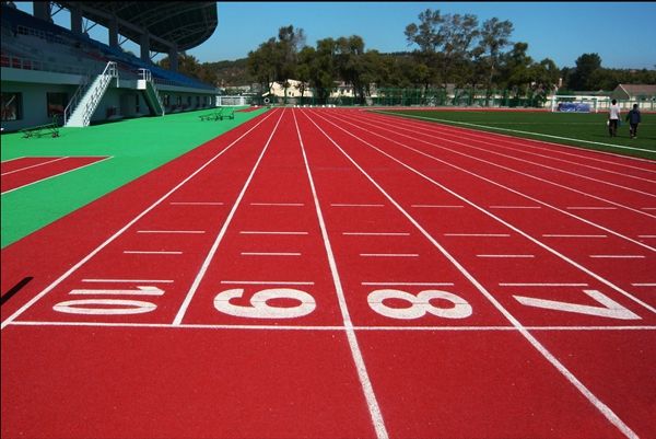 承攬各種塑膠跑道工程
